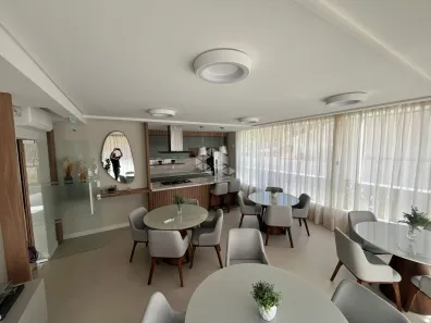 Apartamento com 2 Quartos à venda, 68m² no Coqueiros, Florianópolis