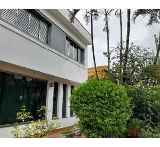 Sobrado com 4 Quartos para venda ou aluguel, 330m² no Ipiranga, São Paulo