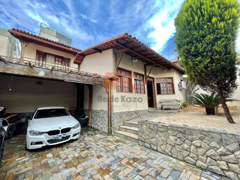 Casa com 3 quartos — Castelo, Belo Horizonte