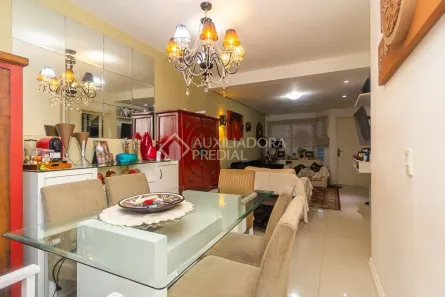 Casa de Condomínio com 3 Quartos à venda, 185m² no Vila Assunção, Porto Alegre