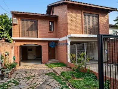 Casa com 3 Quartos à venda, 238m² no Santa Lúcia, Caxias do Sul