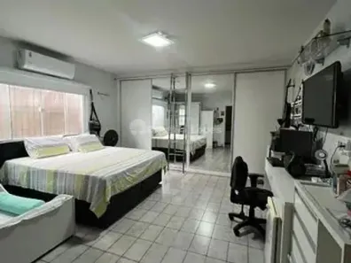 Casa com 4 Quartos à venda, 262m² no Macaúba, Teresina