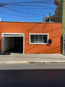Casa com 3 Quartos para alugar, 155m² no Quilombo, Cuiabá