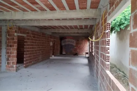Lote/Terreno com 1 Quarto à venda, 360m² no Califórnia, Itaguaí