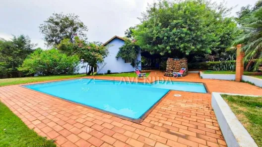 Fazenda/Sítio com 3 Quartos à venda, 140m² no Recanto dos Pinheiros, Cambé