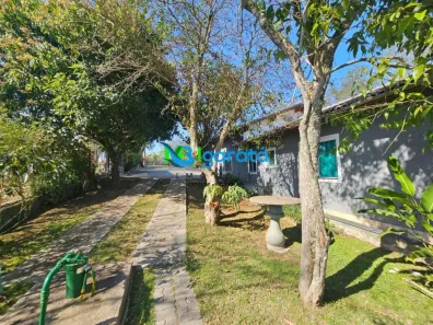 Fazenda/Sítio com 6 Quartos à venda, 250m² no Centro, Igaratá