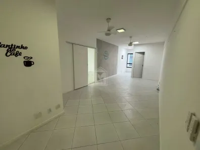 Sala Comercial para alugar, 74m² no Enseada do Suá, Vitória