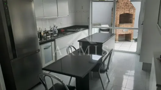 Sobrado com 4 Quartos à venda, 325m² no Vila Bertioga, São Paulo