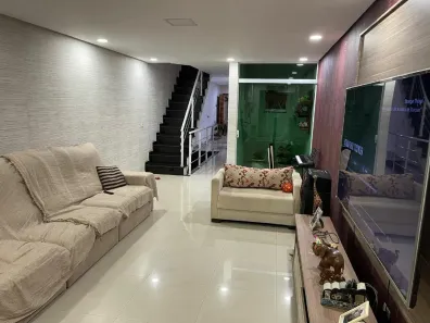 Sobrado com 3 Quartos à venda, 250m² no Vila Assunção, Santo André