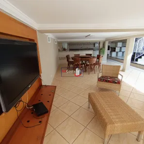 Casa com 4 Quartos à venda, 274m² no Centro, Franca