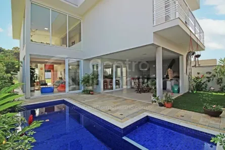 Casa de Condomínio com 4 Quartos à venda, 241m² no , Peruíbe