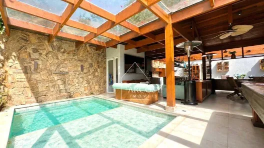 Casa de Condomínio com 4 Quartos à venda, 450m² no Corrêas, Petrópolis