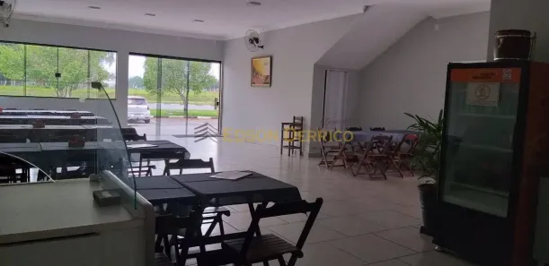 Ponto Comercial para alugar, 264m² no Residencial Mantiqueira, Pindamonhangaba