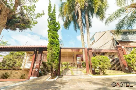 Casa com 7 Quartos à venda, 470m² no Chácara das Pedras, Porto Alegre