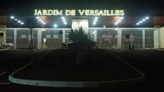 Lote/Terreno à venda, 300m² no Jardins Versailles, Valparaíso de Goiás