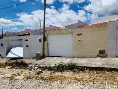 Casa com 2 Quartos à venda, 66m² no Queimadas, Horizonte