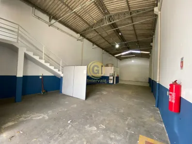 Galpão/Depósito/Armazém para alugar, 196m² no Jardim Altos de Santana II, Jacareí