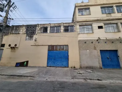 Galpão/Depósito/Armazém para alugar, 750m² no Jacarezinho, Rio de Janeiro