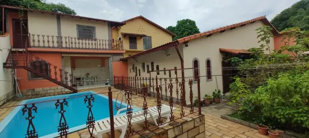 Casa com 4 Quartos à venda, 421m² no São João Batista, Volta Redonda