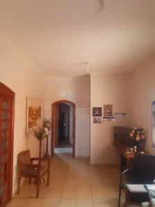 Casa com 3 Quartos à venda, 170m² no Vila Tibério, Ribeirão Preto