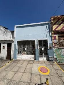 Casa com 3 Quartos para alugar, 130m² no Pajuçara, Maceió