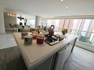 Apartamento com 4 Quartos à venda, 335m² no Vila Uberabinha, São Paulo