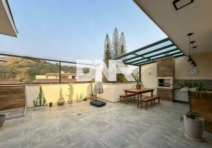 Cobertura com 3 Quartos à venda, 153m² no Itaipava, Petrópolis