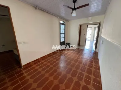 Casa com 3 Quartos para alugar, 180m² no Núcleo Habitacional Mary Dota, Bauru