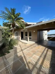 Casa com 3 Quartos para alugar, 342m² no Ouro Branco, Novo Hamburgo