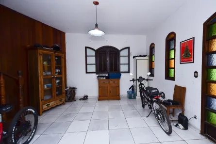 Casa com 3 Quartos à venda, 238m² no Dom Joaquim, Belo Horizonte