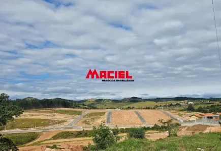 à venda, 200m² no Jardim Colonial, São José dos Campos
