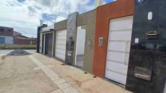 Casa com 2 Quartos à venda, 90m² no Zabelê, Vitória da Conquista