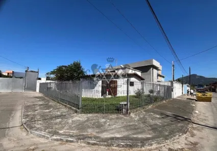 Casa com 3 Quartos à venda, 400m² no Sumaré, Caraguatatuba