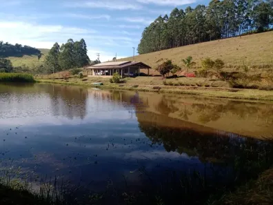 Fazenda/Sítio com 4 Quartos à venda, 140m² no , Natividade da Serra
