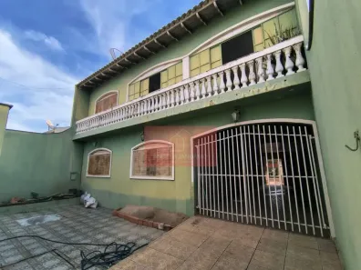 Casa com 3 Quartos à venda, 192m² no Paraíso, Londrina
