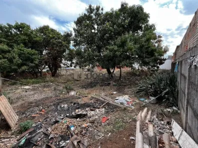 Lote/Terreno à venda, 900m² no Recreio dos Bandeirantes, Uberaba