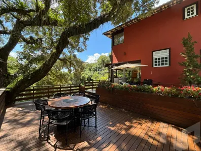 Casa de Condomínio com 4 Quartos à venda, 252m² no Cuiabá, Petrópolis