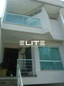 Sobrado com 4 Quartos à venda, 240m² no Vila Scarpelli, Santo André