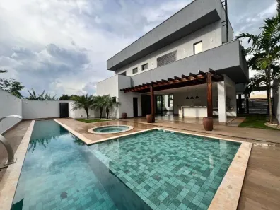 Casa de Condomínio com 4 Quartos à venda, 310m² no Fazenda Vau das Pombas, Goiânia