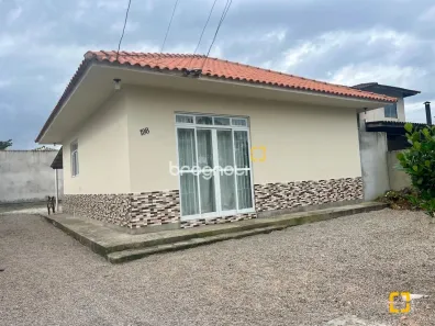 Casa com 2 Quartos à venda, 64m² no Forquilhas, São José