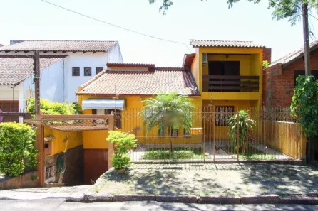 Casa com 4 Quartos à venda, 307m² no Vila Nova, Porto Alegre