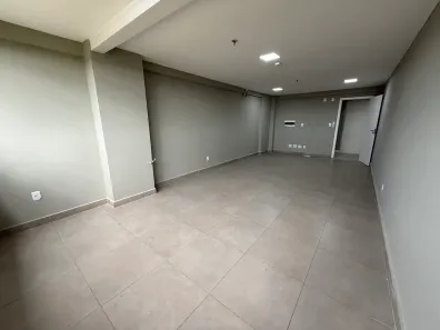 Sala Comercial para alugar, 33m² no Val-de-Cães, Belém