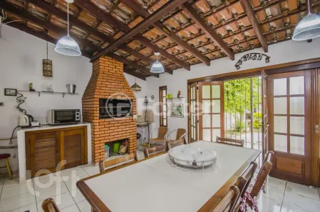 Casa com 3 Quartos à venda, 260m² no Cristo Redentor, Porto Alegre