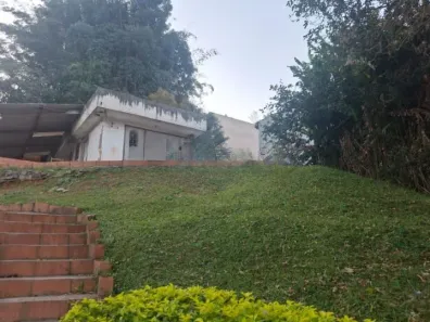 Fazenda/Sítio com 3 Quartos à venda, 254m² no Jardim Solange, Campo Limpo Paulista