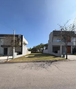 Lote/Terreno à venda, 250m² no Jardim Califórnia, Jacareí