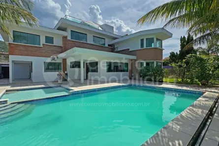 Casa com 7 Quartos à venda, 555m² no Quinta do Guarau, Peruíbe