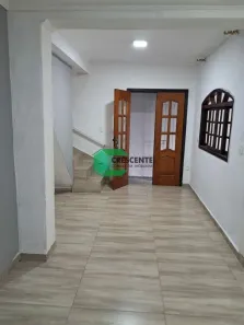 Sobrado com 3 Quartos para alugar, 217m² no Vila Camilópolis, Santo André