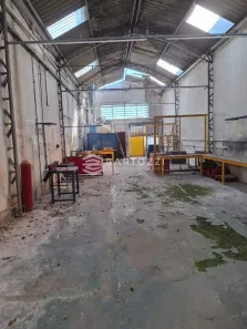 Galpão/Depósito/Armazém para alugar, 300m² no Cerâmica, São Caetano do Sul