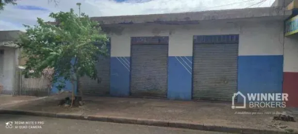 Imóvel Comercial com 5 Quartos à venda, 100m² no Conjunto Residencial Branca Vieira, Maringá