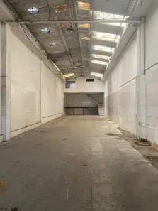 Galpão/Depósito/Armazém para alugar, 400m² no Penha Circular, Rio de Janeiro